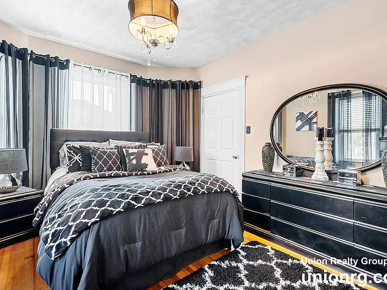 94 Saint Andrew Rd #2 — Photo 5
