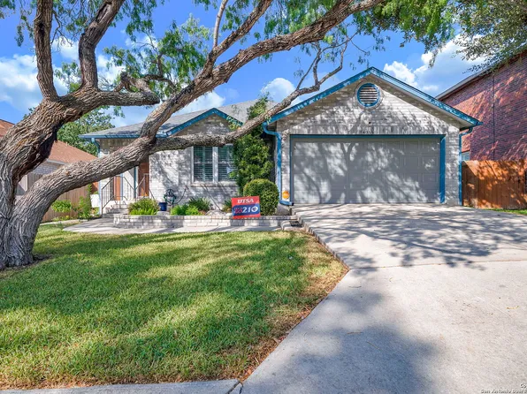 4955 Watering Trail Dr, San Antonio, TX 78247
