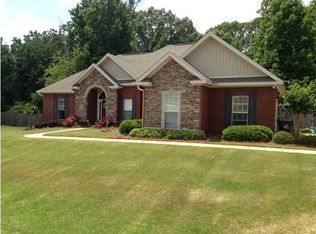 427 Country Ln #85, Deatsville, AL 36022