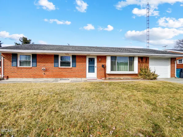 672 Meadowbrook Dr, Lima, OH 45801