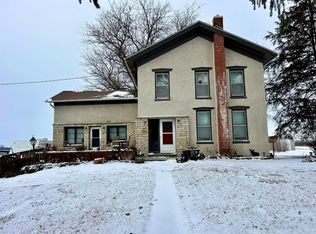 315 W Benton St, Mount Carroll, IL 61053