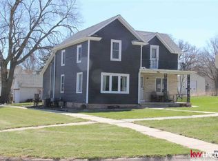 102 S Way Ave, Sutton, NE 68979