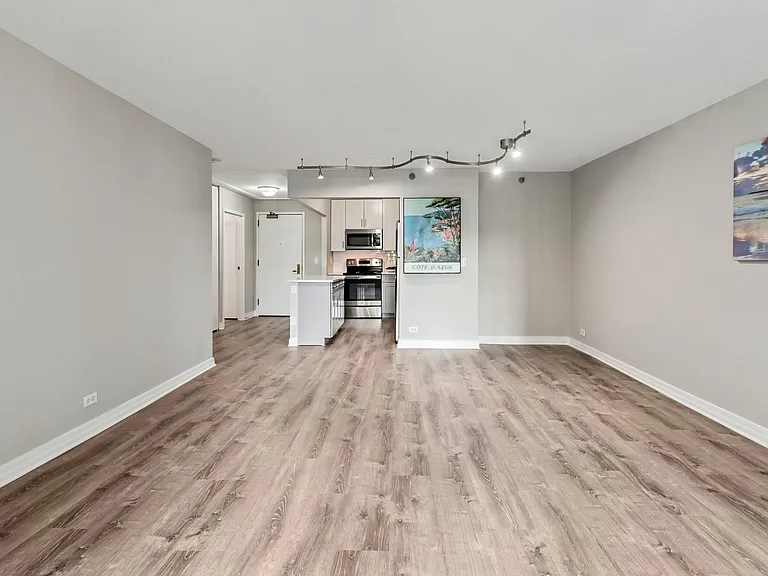 401 E Ontario St #3604 — Photo 8