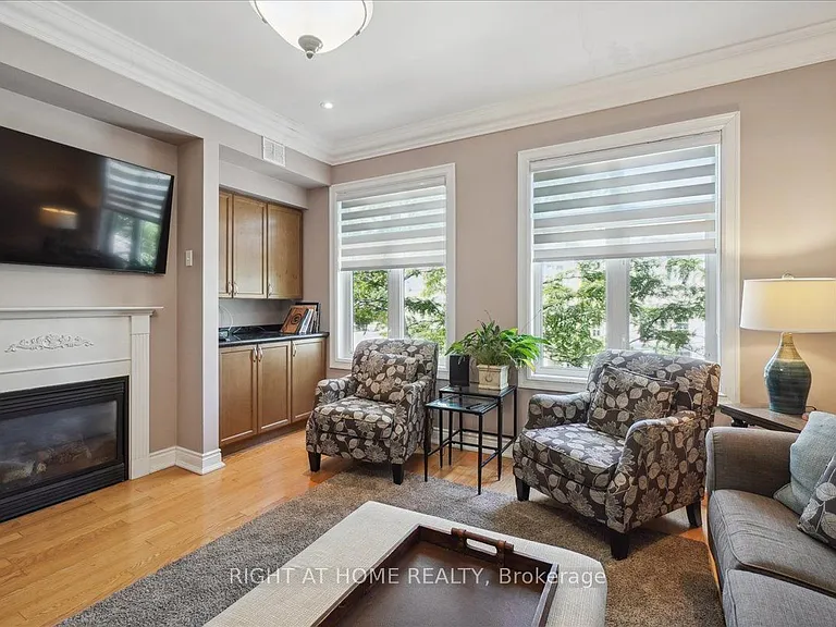 99 Brant St #7 — Photo 7