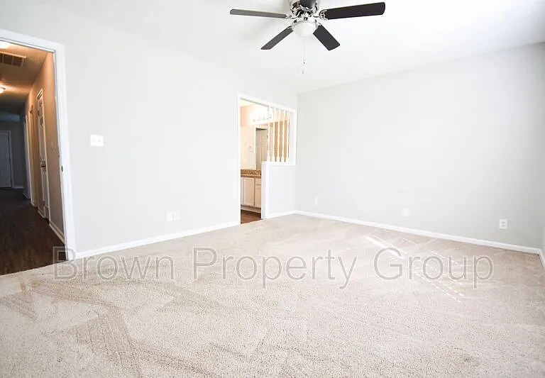 411 Northwoods Dr — Photo 18