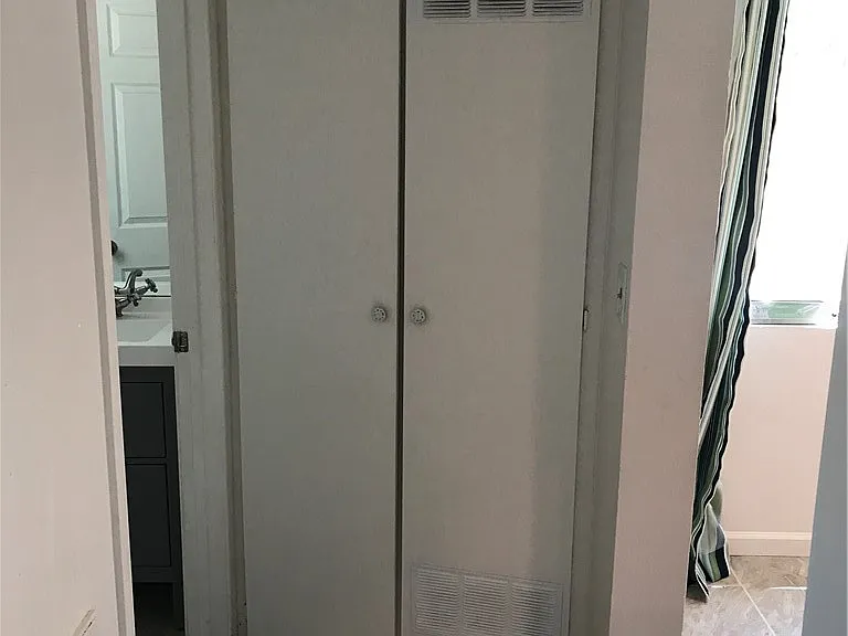 454 E Avenue Q3 #5 — Photo 10