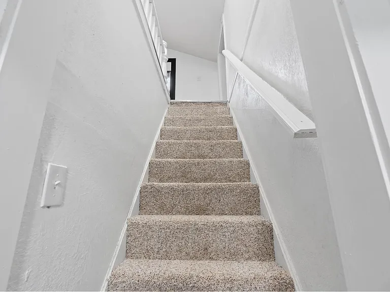 5408 Woodland Ave — Photo 24