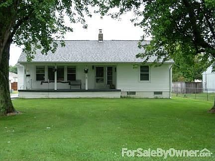 1st image of 423 Forest Lawn Blvd