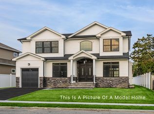 2500 1st Avenue, East Meadow, NY 11554