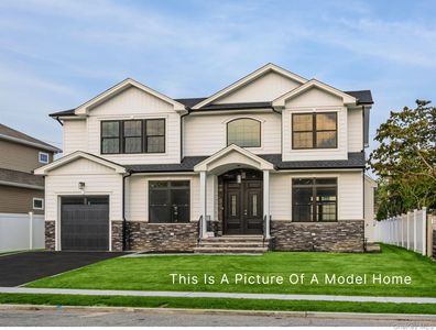 2500 1st Avenue, East Meadow, NY, 11554