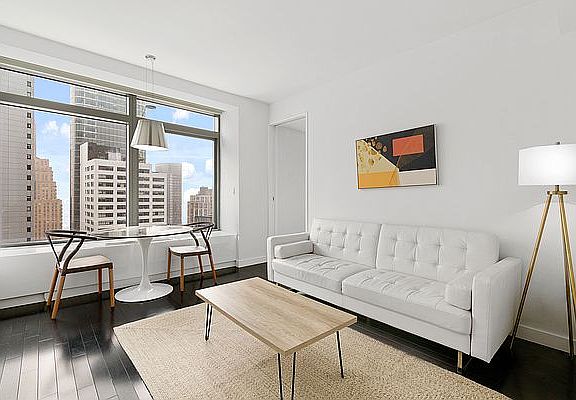5th image of 123 Washington St APT 25G