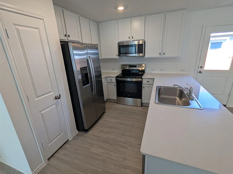 344 Marty Allen Loop — Photo 12