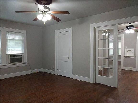3rd image of 4221 El Campo Ave