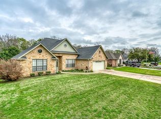 1505 Victoria St, Brenham, TX 77833