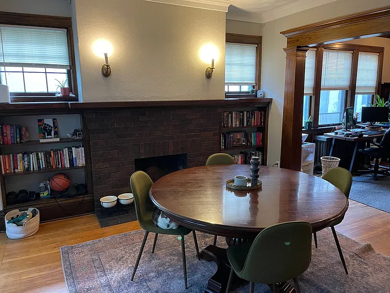 1841 Laurel Ave — Photo 6
