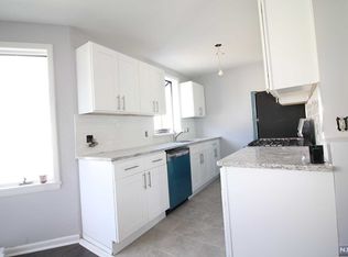 71 Edgewater Pl APT 5, Edgewater, NJ 07020