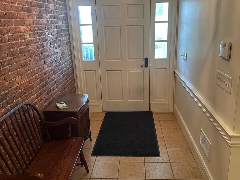 2584 Old Turnpike Rd #TOWNHOUSE — Photo 2