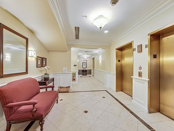 3rd image of 2660 Summit Dr Unit 310