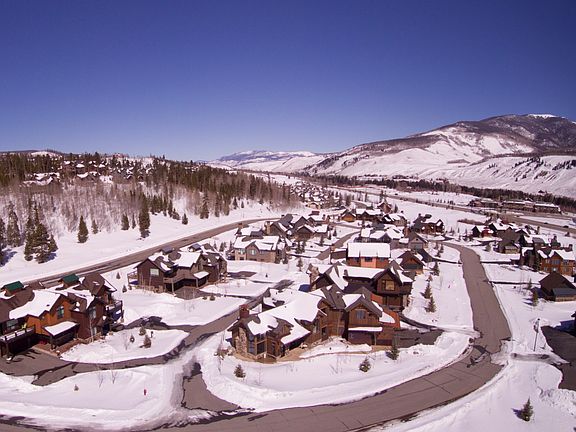 Fox Valley Community