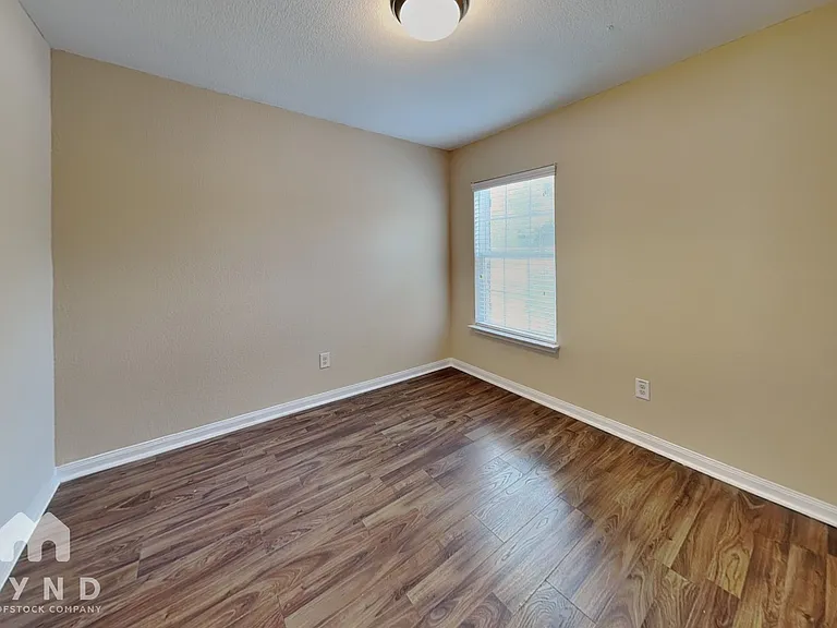 1680 Amy Dr — Photo 13