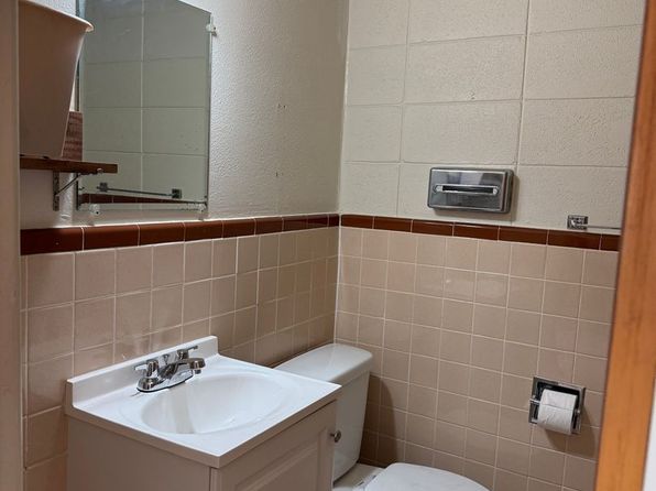 2110 S Broadway #2