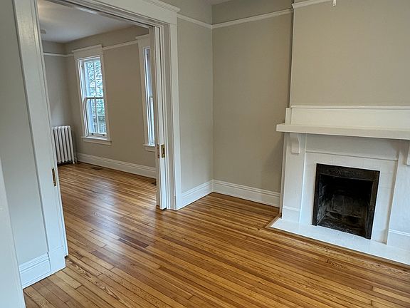 5th image of 2711 Floyd Ave APT B