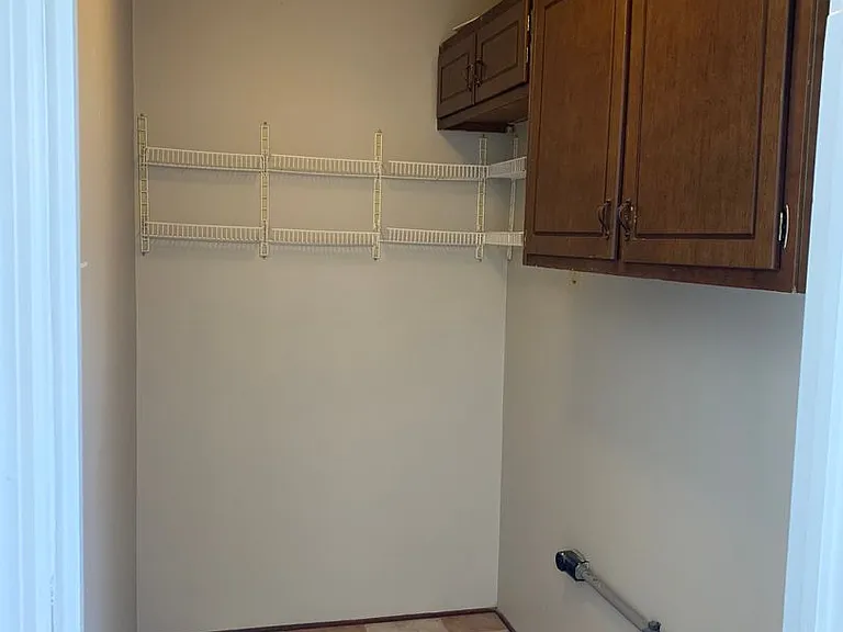 5303 Ainsworth Dr — Photo 15