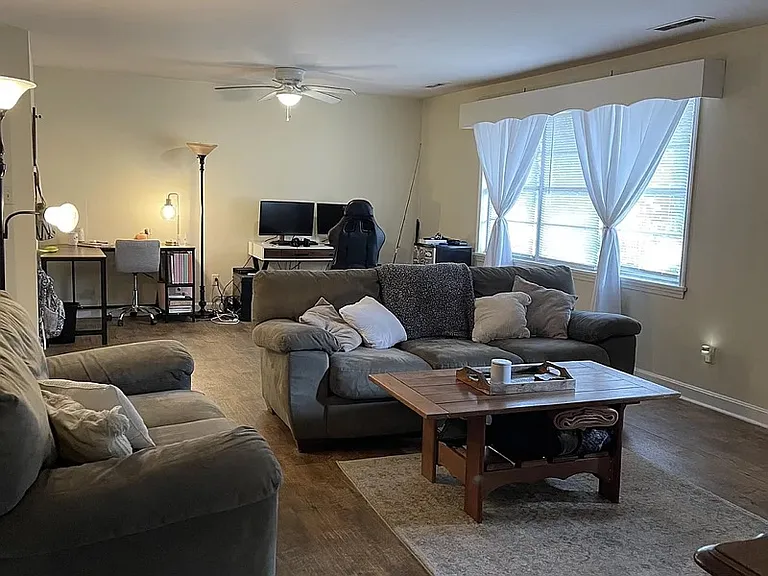 1502 Mike Ann Dr #2 — Photo 4