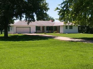 7725 NW 13th St, Topeka, KS 66618