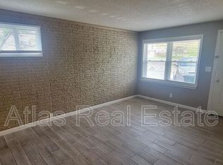 7103 Fulton Rd APT 1, Pleasant Valley, MO 64068