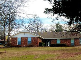 43335 Willowood Way, Tecumseh, OK 74873