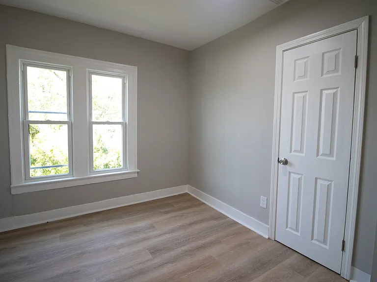 431 Greenwich Ave #1A — Photo 8