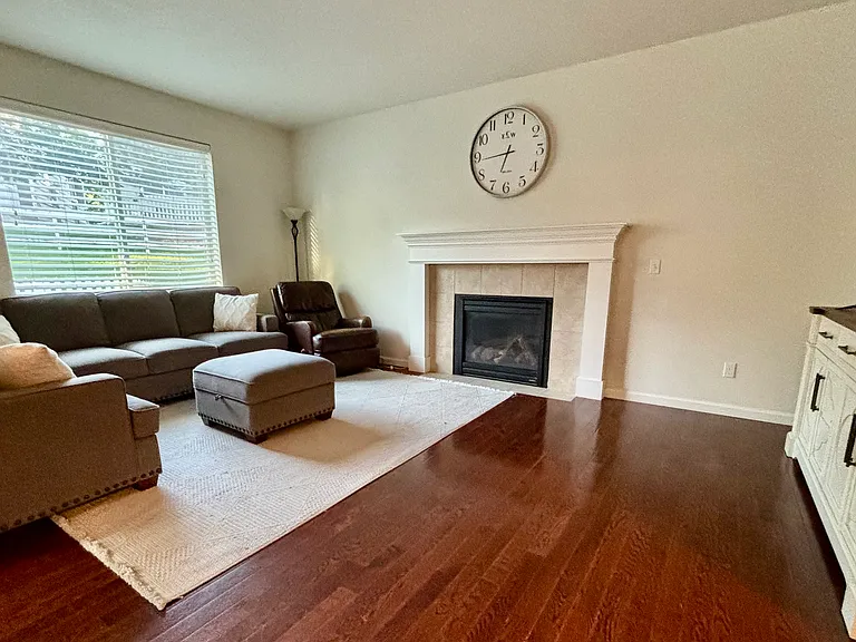 3410 E 140th Pl — Photo 7