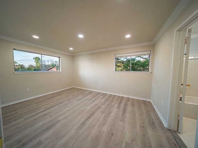 7328 Lee Hwy #203 — Photo 21