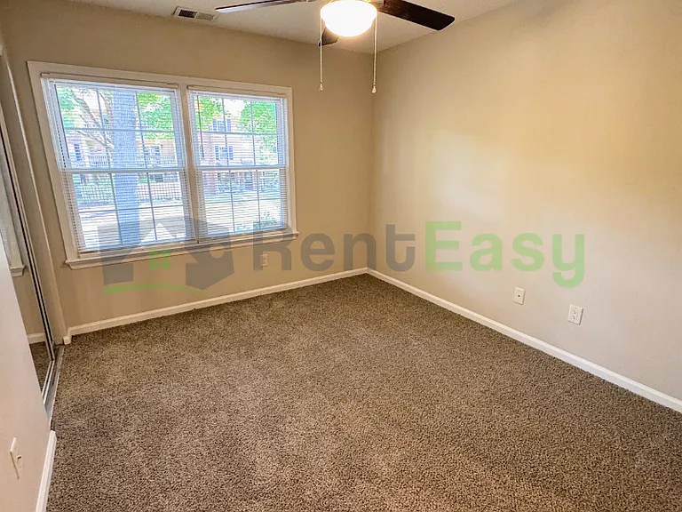 401 Henley Ct #C — Photo 19