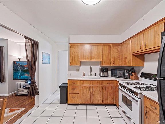 4th image of 805 Tuckahoe Road