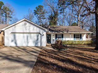 13306 Cedar Point Dr, Little Rock, AR 72211