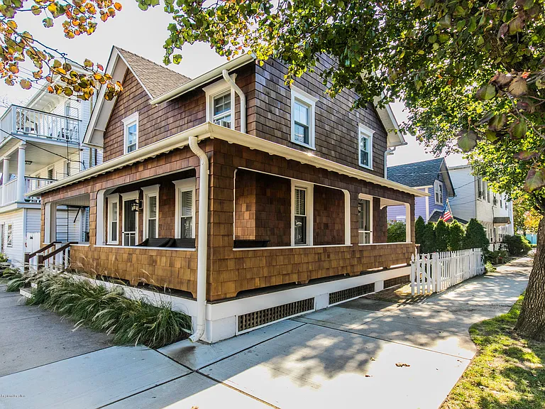 42 Central Ave — Photo 34