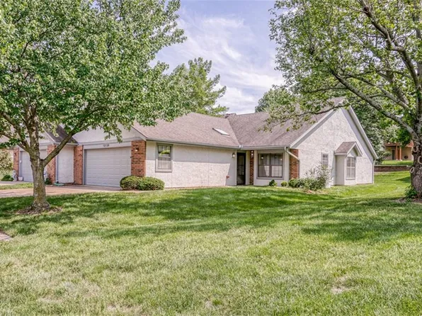 12129 W 121st St, Overland Park, KS 66213