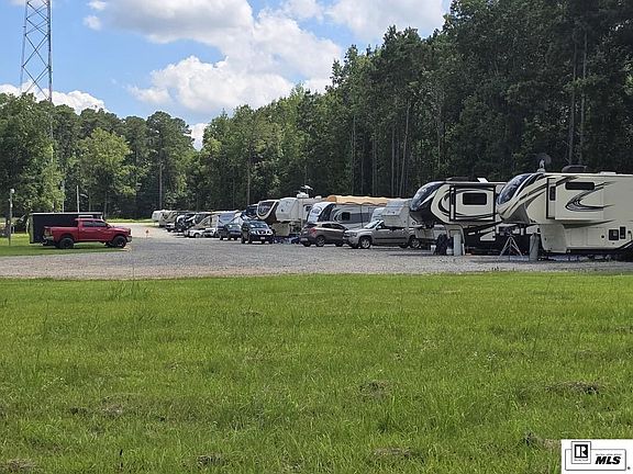 3rd image of 514 Highway 82 W