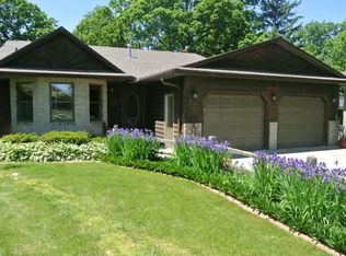 640 Park Island Dr SW, Hutchinson, MN 55350