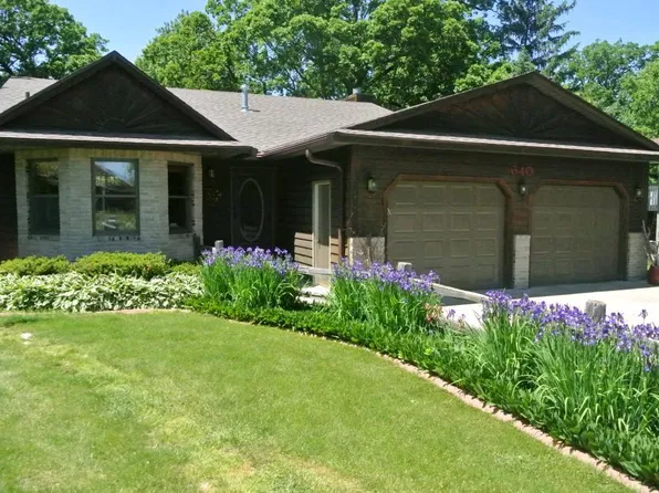 640 Park Island Dr SW, Hutchinson, MN 55350
