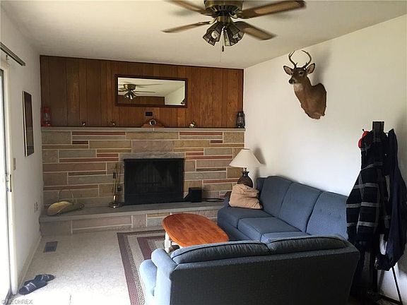 2nd image of 714 E Lake Ave