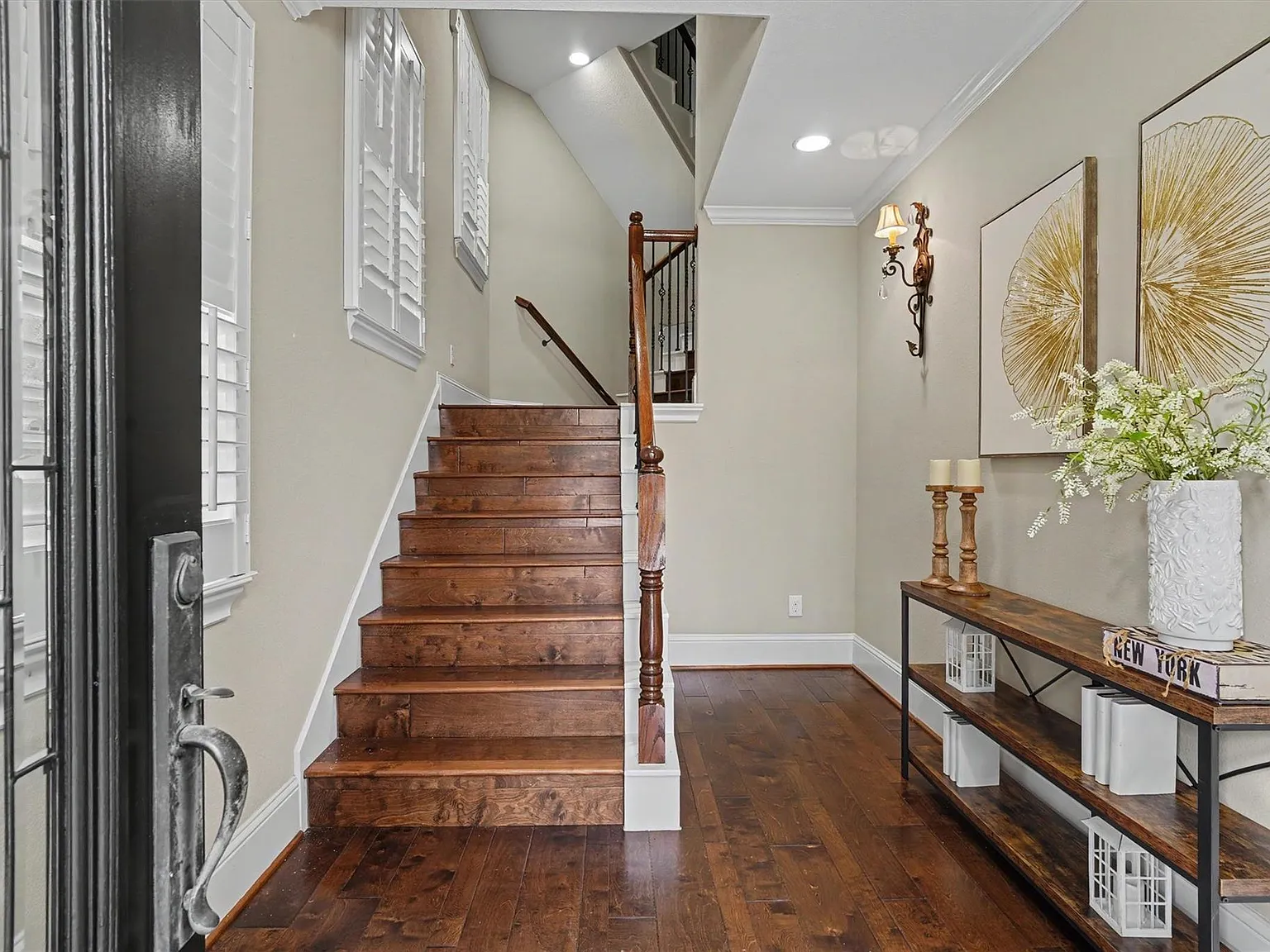 4 bed, 3.5 bath, 3490 sqft, $5,500 — Photo 4