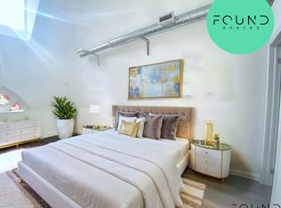 16 West Ave S #105, Hamilton, ON L8N 2S1