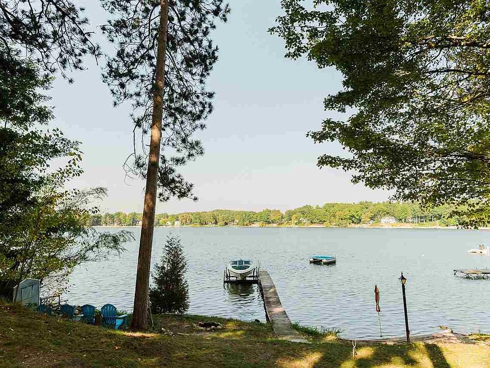 1st image of 1491 Lake Dr