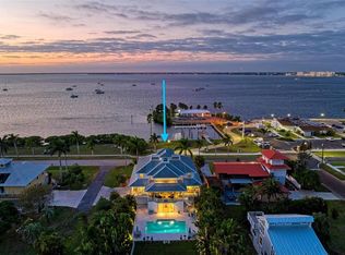 825 W Retta Esplanade, Punta Gorda, FL 33950