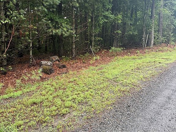 4th image of Fox Spring Ln
