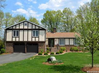 43 Sherry Ln, Kingston, NY 12401