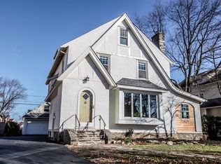 807 Darby Rd, Havertown, PA 19083